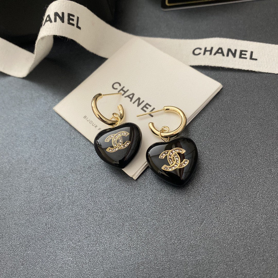 Chanel-Inspired Double C Love Heart Earrings with Diamonds – El